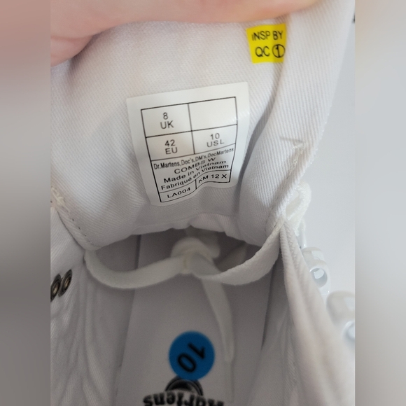 NWOB Dr. Martens Combs Platform Boot - White 10 - Picture 5 of 8